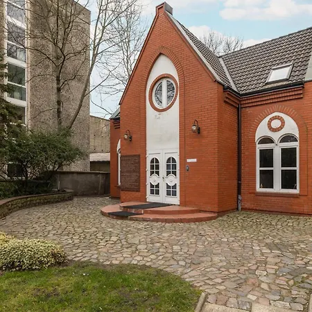 Unique In By Rent Like