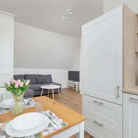 Unique In By Rent Like